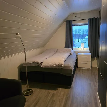 Koselig Hus Med Havutsikt *